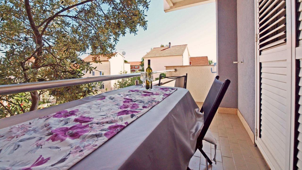 Apartment Ljubica Vodice Exterior foto