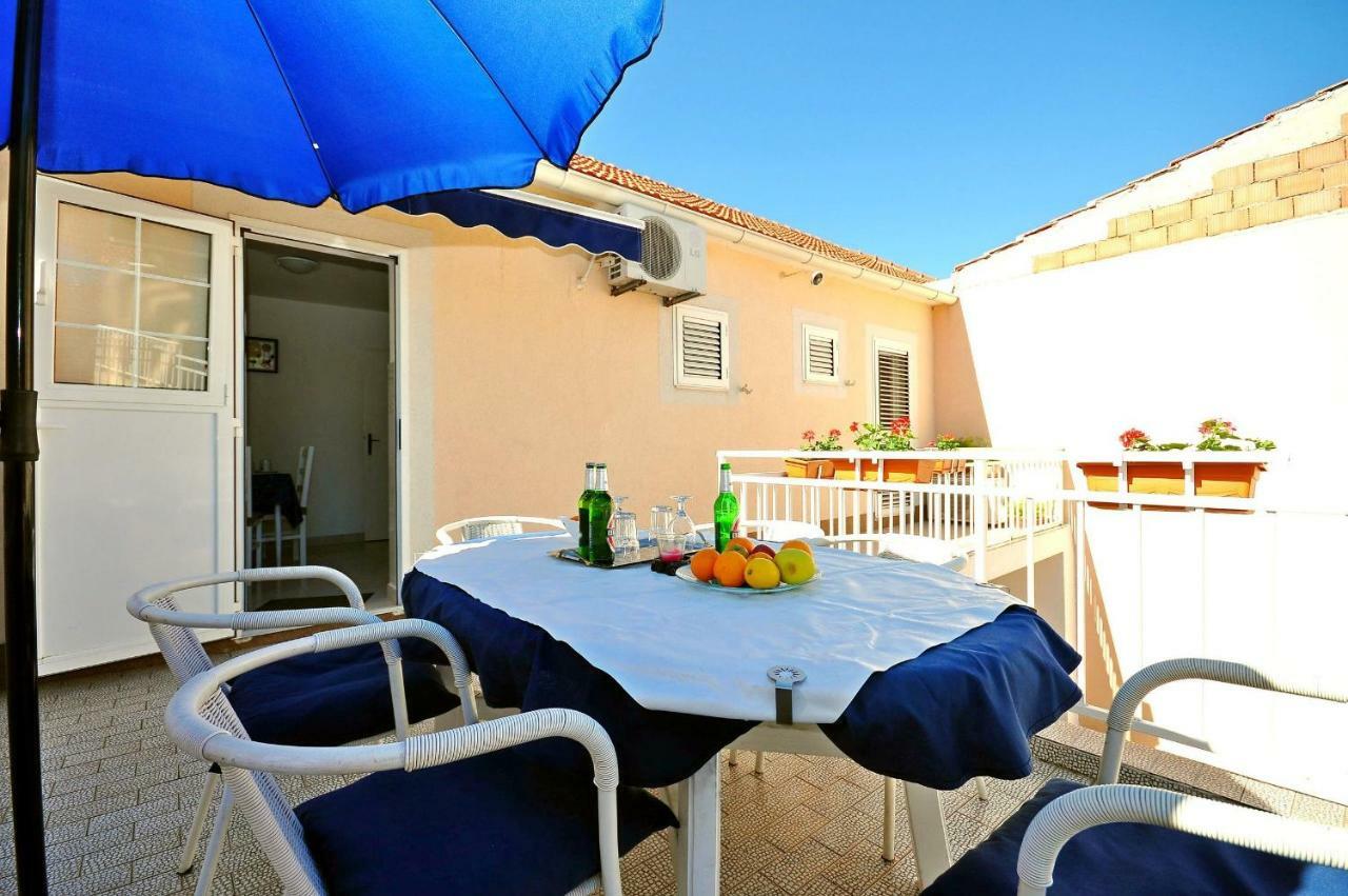 Apartment Ljubica Vodice Exterior foto