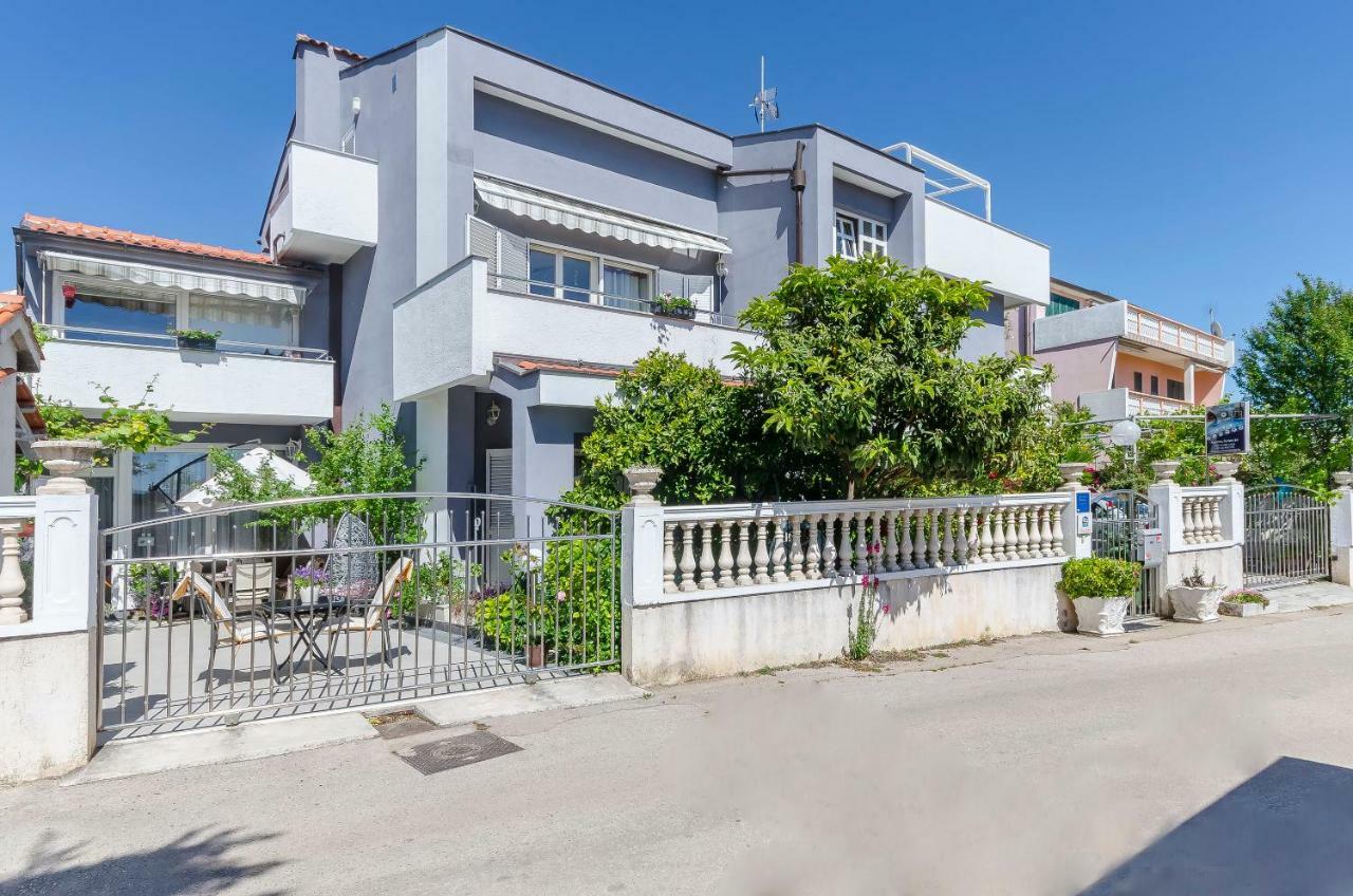 Apartment Ljubica Vodice Exterior foto